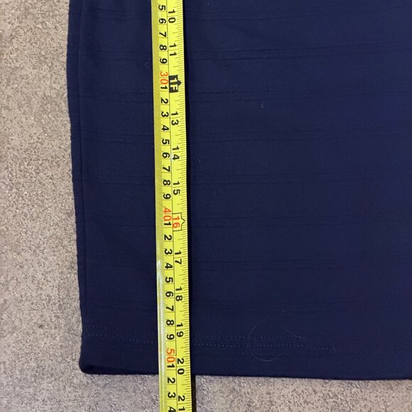 Navy Blue Skirt - Picture 5 of 6